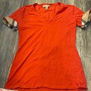 Burberry tshirt small/petite